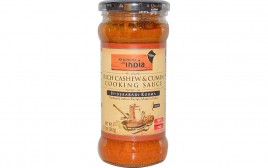 Kitchens Of India Rich Cashew & Cumin Cooking Sauce Hydrabadi Korma  Glass Jar  347 grams